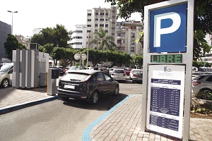 PARKING 11 Janvier (Rahal Meskini)